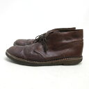 【 ブランド 】 クラークス/CLARKS 【 カラー 】 ブラウン 【 サイズ 】 表記 [ 8.5 F ](メンズ 26.5cm程度) 実寸[ アウトソール29.5cm 最大幅10.5cm ] 【 素材 】 天然皮革 【 商品詳細 】 USEDになります。 履きしわや色むら・すれ汚れはございます。 品番500629 メンズ クラークス デザートブーツです。 フォーマルにも使えるお洒落な一足です。 【 B～Cランクのお品になります 】 S:新品、未使用品 A:多少の使用感はあるが汚れやダメージは気にならない程度 B:多少の汚れやシミ、毛羽立ちはあるがダメージは気にならない程度 C:使用感があり、多少の汚れやダメージがある D:使用感があり、汚れやダメージが目立つ E:汚れやダメージが目立つジャンク品