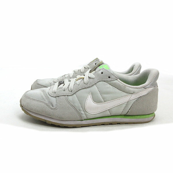 a■【23.5cm】ナイキ/NIKE 644451 ジニコ ランニングシューズ■白/LADIES/8【中古】