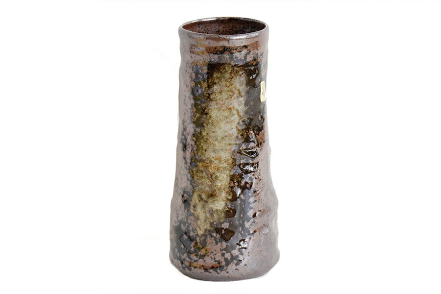 ラジウム鉱石を使った花瓶です。マイナスイオン効果により、花の新鮮さを永く保ちます。 また、お部屋の消臭効果や癒し効果もございます。(臭いの種類によって、効果がない場合もあります。) 程よい大きさの高さ24.5cm。化粧箱入りで贈答品としてもお使い頂けます。 高さ24.5 口径7.5 胴張10.5 底径8.5 製造上、すべての商品が完全に同じではなく色合いの違い、ごくわずかな小傷等が出る場合があります。ご了承ください。 「送料ご案内ページ」をクリックしてご確認ください。 神棚・神具・仏具　やまこう 盆提灯 初盆一覧 盆提灯 ミニサイズ一覧 盆提灯 コードレス一覧 盆提灯 神道用一覧