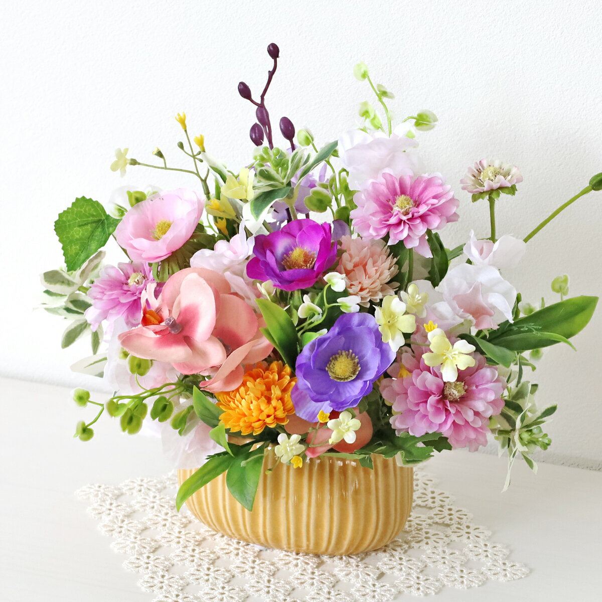 造花 ソフトカラーにアネモネのパープルがポイントのアレンジ お見舞い シルクフラワー アレンジメント CT触媒 光触媒 フラワーアレンジ インテリア フラワーアレンジメント arg