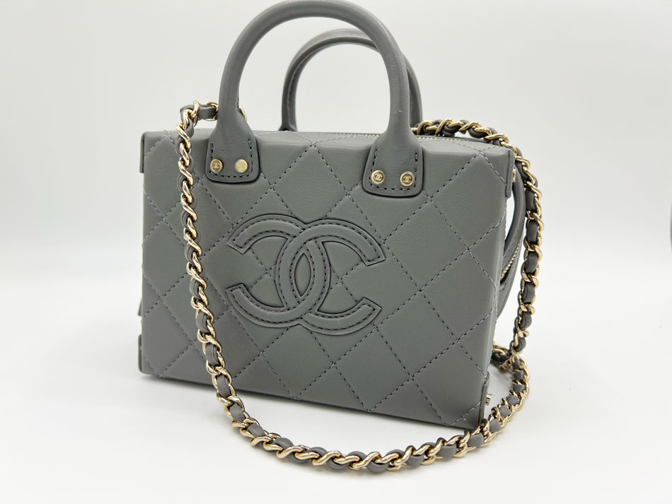 CHANEL Vl X[ ojeB P[X `F[V_[obO O[ _v[g AS3344 iyÁz