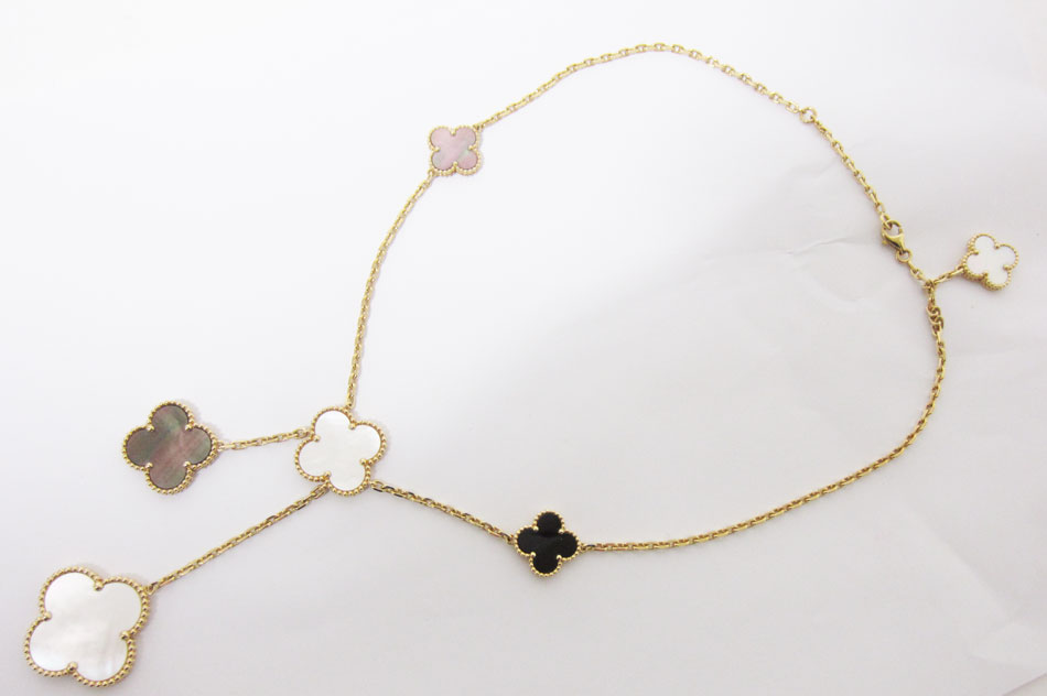 Van Cleef&Arpels VCA ヴァンクリーフ&アーペル マジックアルハンブラ ネックレス 6モチーフ 750 K18 イエローゴールド マザーオブパール オニキス 保証書 ARD79200 美品【中古】のサムネイル