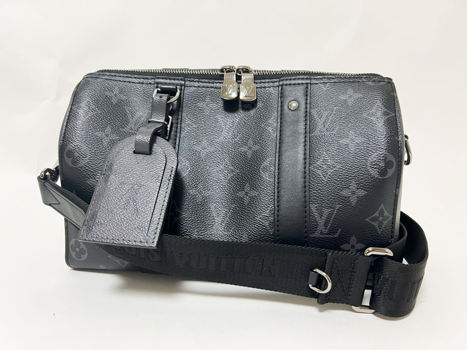 LOUIS VUITTON ルイヴィトン モノグラム エクリプス リバース シティ・キーポル ショルダーバッグ ブラック グレー メンズ M45936 美品【中古】