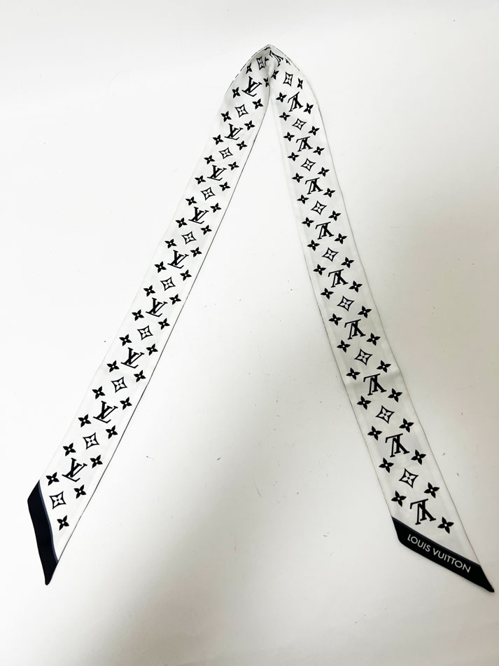 LOUIS VUITTON ルイヴィトン ツイリー スカーフ リボン バンドーBB・ レッツゴー トランクモチーフ M76442 タグなし 【中古】