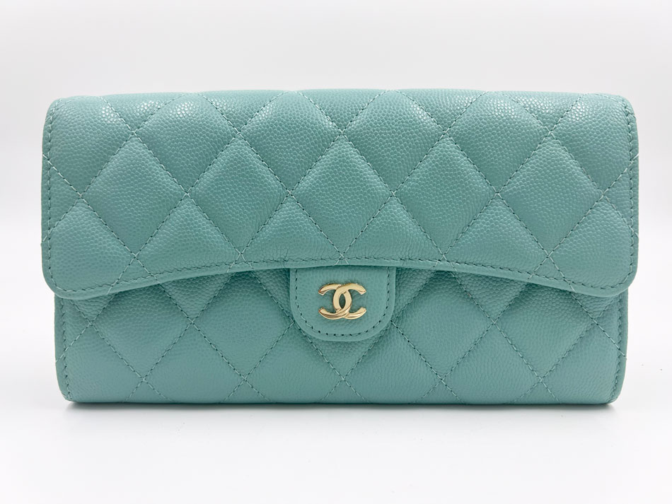シンプルの中にさりげない可愛さ♡【CHANEL】長財布 楽天市場】シャネル 長財布 キャビアスキン 二つ折りの通販