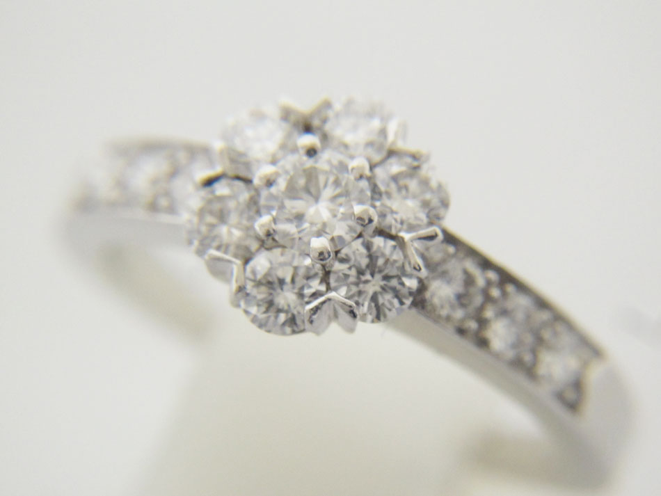 Van Cleef&Arpels VCA ヴァンクリーフ&アーペル フルーレット リング 指輪 スモールサイズ 750 K18 WG 13P ダイヤ 50 新品仕上げ 【中古】