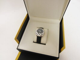 FENDIフェンディラナウェイメンズウォッチ腕時計革バンドクォーツ71000L美品【中古】