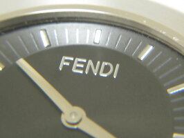 FENDIフェンディラナウェイメンズウォッチ腕時計革バンドクォーツ71000L美品【中古】