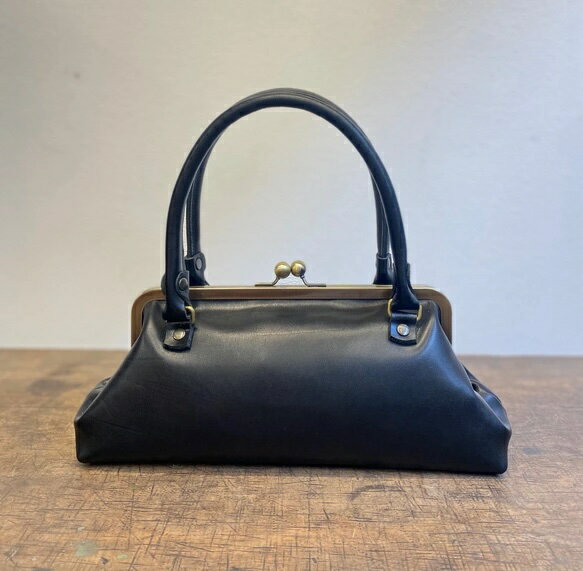 GAMAGUCHIハンドバッグ　墨黒