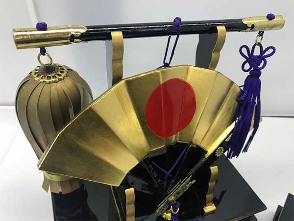 木製 70号 21cm 軍扇陣笠揃五月人形お道具　五月人形　端午の節句　こどもの日　兜飾り　鎧飾り　初節句　お祝い　兜　かぶと　鎧　海外へのお土産　日本土産　日本文化　日本伝統 3