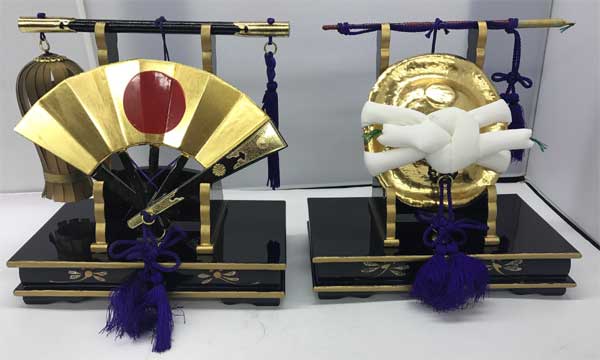 木製 70号 21cm 軍扇陣笠揃五月人形お道具　五月人形　端午の節句　こどもの日　兜飾り　鎧飾り　初節句　お祝い　兜　かぶと　鎧　海外へのお土産　日本土産　日本文化　日本伝統