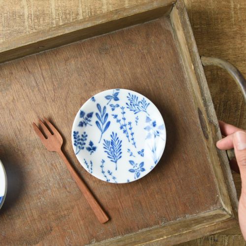 楽天カフェ食器のプチスーベニアオーガニックガーデン 10cm豆皿 ハーブ 日本製 美濃焼 洋食器 丸皿 丸プレート