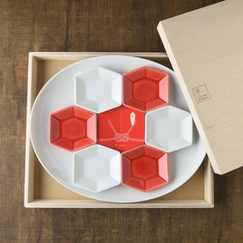 【箱入りギフトセット】 深山 Kikko 紅白宴の器揃え 大皿小皿セット 日本製 美濃焼 和食器