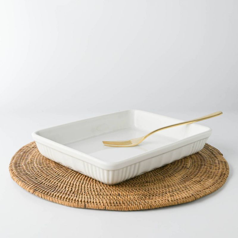 21cmレリーフ白ラザニアプレート[アウトレット訳あり品] 日本製 美濃焼 洋食器 グラタン皿 ラザニア皿 オーブン対応皿 B級品 B品 訳あり品