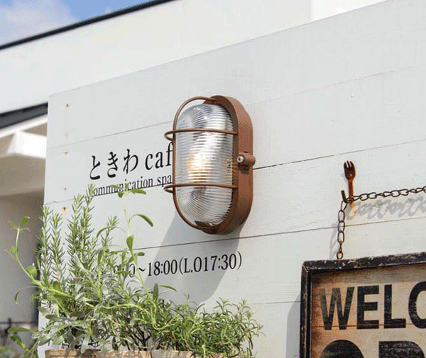 送料無料　門灯 ポーチ ガラス リブ入　壁面・天井面・傾斜面取付兼用 照明