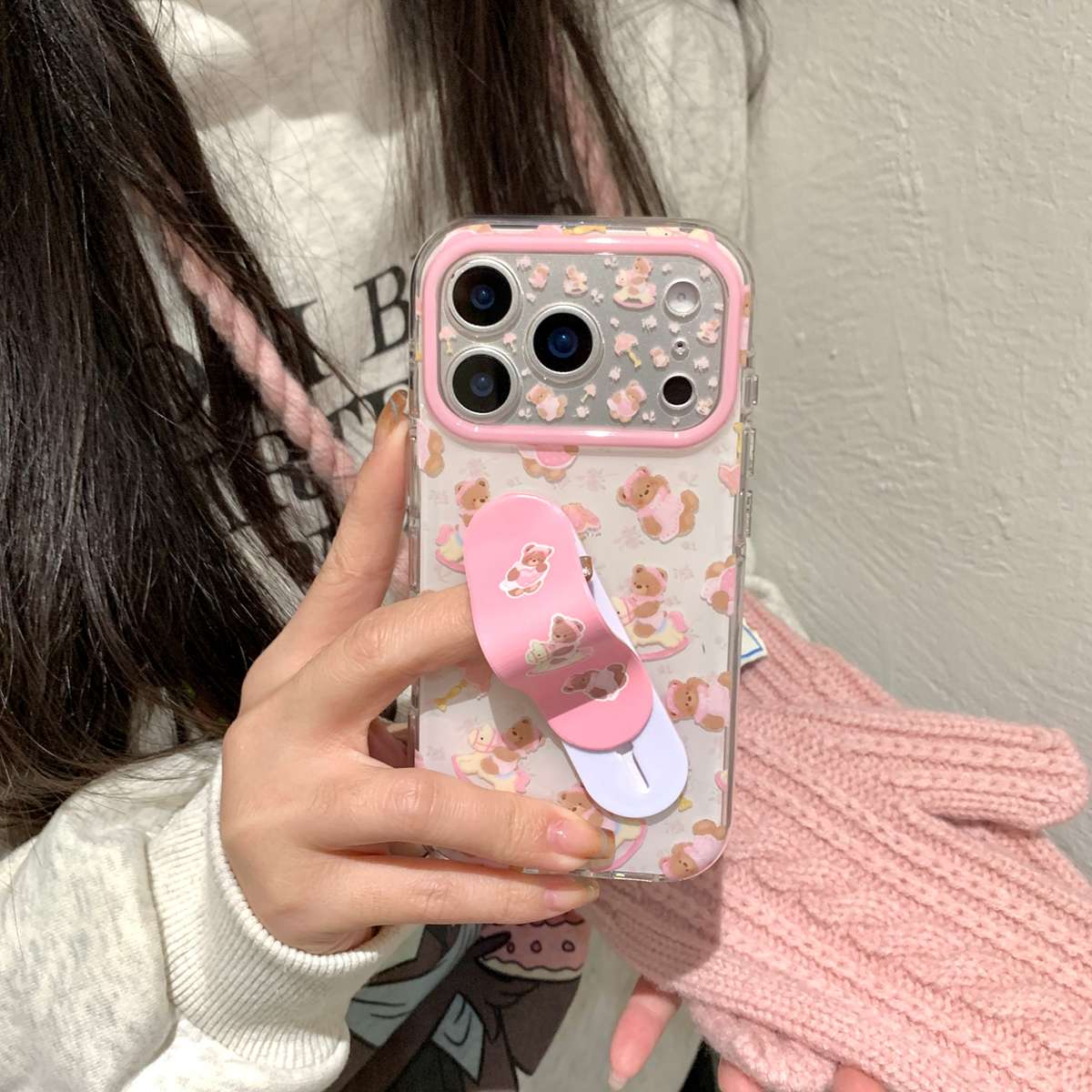 Rakuten - 【180円割引】iPhoneケース iPhoneシリーズ 全機種対応 スマホケース カメラ保護 携帯電話 ケース iPhone17 16 韓国 おしゃれ 薄型 大人かわいい 大人可愛い レディース シンプル ファッション INS プレゼント ギフト 若者 落下防止 クマ 熊 バンドブラケット