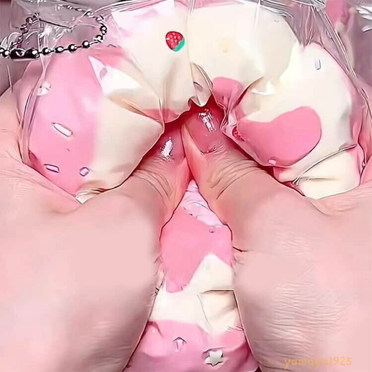 【楽天スーパーSALE】低反発 握る イチゴケーキスクイーズ 低反発 ケーキ ビッグサイズ ジャンボスクイーズ ぷにぷに おもちゃ もちもち もちもち ストレス解消 かわいい おもちゃ ゆめかわ 女の子 プレゼント ディスプレイ インテリア ままごと yamayo1925-10005837 ヤマヨ山本商店楽天市場店 サンプル画像3