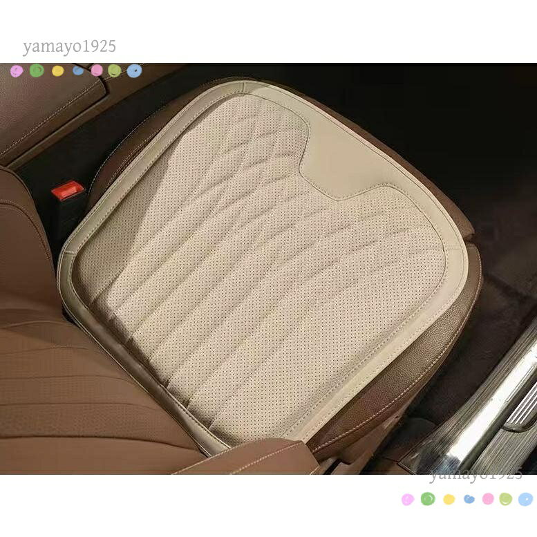 ●素材:ナッパ レザー ●サイズ：44*45CM座布団1枚 ●通気性素材：ナッパレザーのクッション面，長時間座ると蒸し暑くしなくて、 優れる通気性が保持しています、すべての季節に適しています ●滑り止め：シートの裏面には滑り止め加工を施しているため、乗降時にズレにくくわざわざ直す手間を省くことができます。 裏面には滑り止めシリコーンがあり、クッションが運転席から脱落しないように設計されています。 ●人間工学に基づいたデザイン： メモリーフォームを採用し、お尻の圧力を深く吸収することを確保し、 長時間の運転やデスクワークの疲れを取り除く高級低反発シートクッションです。 メーカー希望小売価格はメーカーサイトに基づいて掲載しています