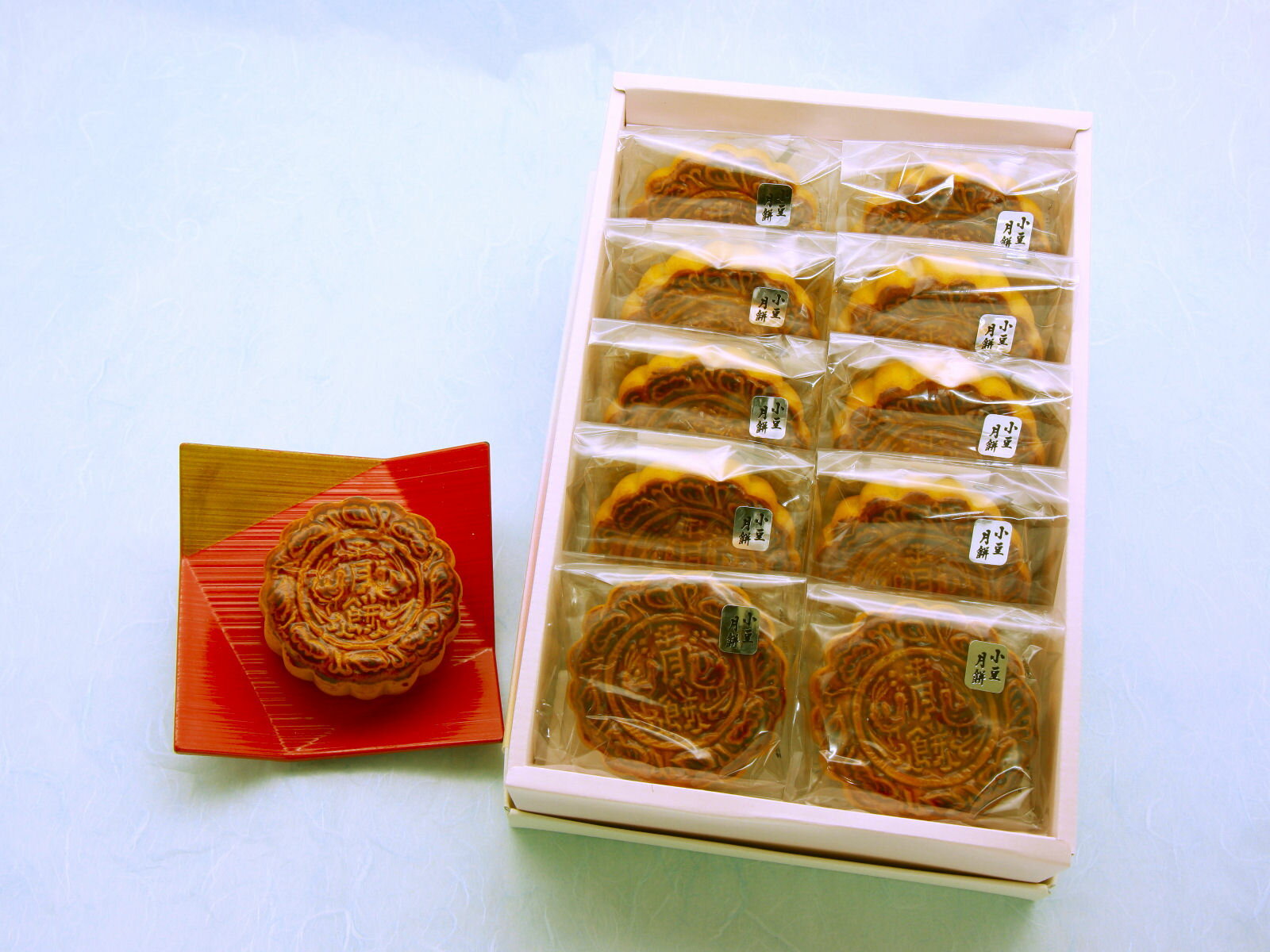 手工鮮肉月餅 ゲッペイ 4個入 お肉入りの月餅 mooncake グルメ 冷凍保存 日本国内加工 中華お菓子 中秋節の贈り物 中国 お菓子 焼き菓子 贈答品 中秋月餅ギフト 中華スイーツ 禮盒 320g [冷凍食品]