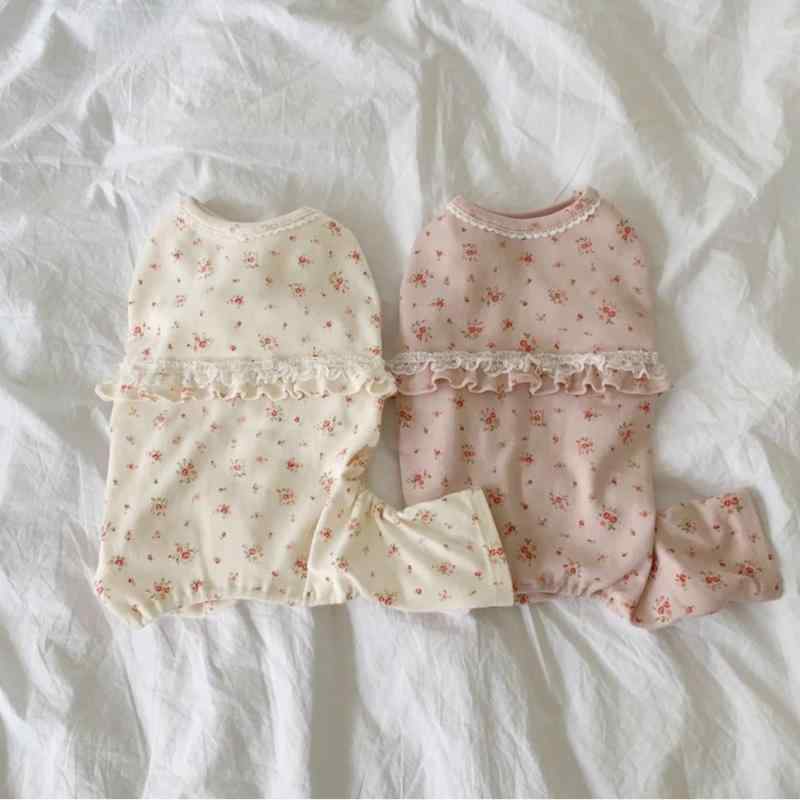 ペット服 かわいい小花柄 純綿 つなぎ ドッグウェア 背心 パジャマ 部屋着 保温 ピンク系 アイボリー
