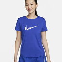 在庫数、納期についてのご注意 ■商品詳細ナイキ nike ワン スウッシュ Dri-FIT ショートスリーブ ランニングTシャツ 半袖 ウィメンズ レディース 女性【fn2619-405】ランナーズハイを目指して走るときも、快適に一日を過ごすときも、このトップスがあれば準備は万端。 軽量でシルクのように滑らかな素材は速乾性が高く、どんなシーンでも活躍します。 流行に左右されないゆったりとしたフィット感のスタイルで、速乾性を高めるテクノロジーも採用。朝の散歩から夜のリラックスタイムまで、さらりとした快適な状態で自信を持って過ごせます。Nike Dri-FITテクノロジーが、肌から汗を逃がしてすばやく蒸発。さらりと快適な状態をキープ。クルーネックラインが、流行に左右されないクラシックな雰囲気を演出。●品番：fn2619-405●カラー：(405)ハイパーロイヤル/ホワイト●サイズ：XS、S、M、L、XL、2XL●素材：ポリエステル89%、スパンデックス11%●原産国：ベトナム●洗濯機洗い可能 ギフト対応 メーカー希望小売価格はメーカーサイトに基づいて掲載しています