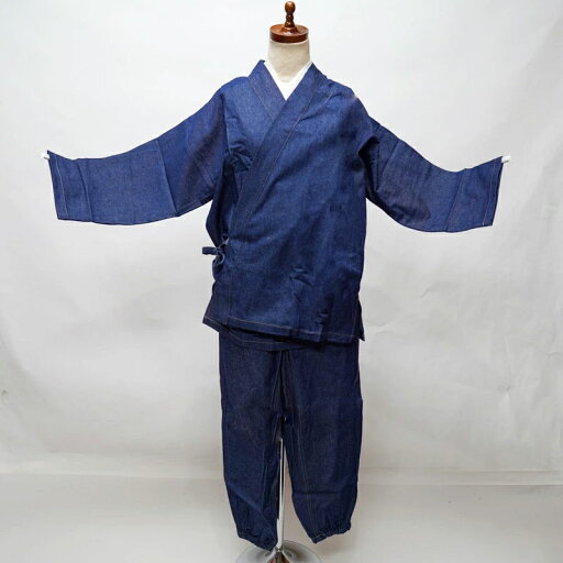 作務衣 男性用 デニム生地 Sサイズ 綿100% おしゃれ着 新品 (株)安田屋 NO31215 作務衣 男性用 デニム生地 Sサイズ 綿100% おしゃれ着 新品 (株)安田屋 NO31215