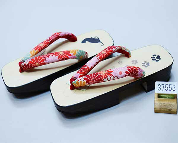 高級桐下駄 下駄 桐 女性用 24cm フリーサイズ 適合足サイズ23.5cm～24.5cm 日本製 猫柄 花火 夏祭り 浴衣に 新品（株）安田屋 NO37553