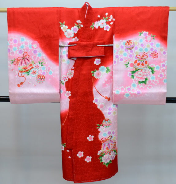 お宮参り産着 女児 女の子 正絹 のしめ 祝着 着物 一つ身 初着 豪華絢爛 金刺繍 赤色 綸子地 新品 （株）安田屋 NO26832