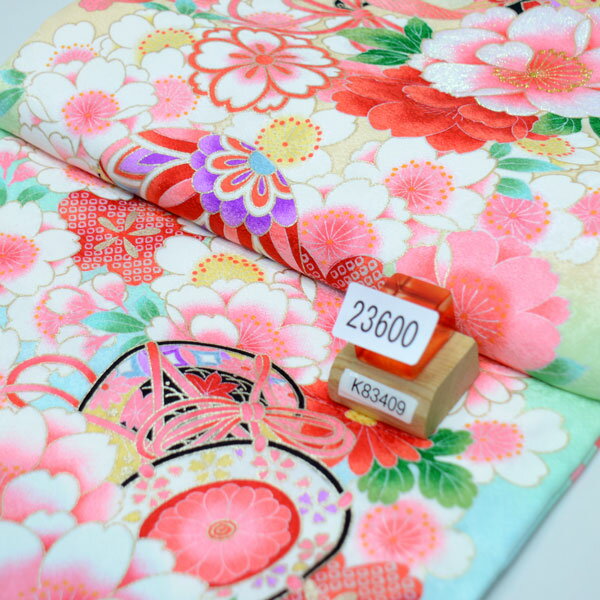 お宮参り産着 女児 女の子 正絹 のしめ 祝着 着物 一つ身 初着 綸子 豪華絢爛 水色 刺繍 新品（株）安田屋 NO23600