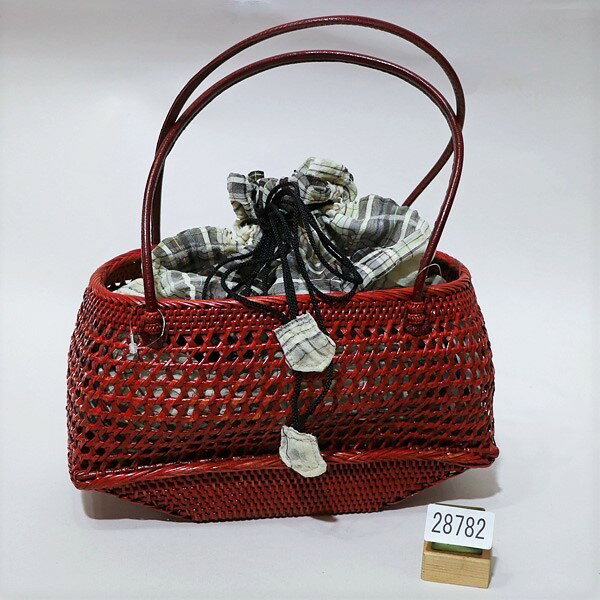 かごバッグ アタ 天然植物 持手部分は革 巾着取り外し可能 新品 （株）安田屋 NO28782