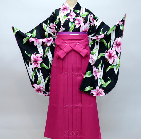 セット項目 着物袴フルセット（適合身長：144cm〜150cm：ジュニア用へお仕立て直し致します。） ・二尺袖着物 ・二尺袖長襦袢（半襟付き） ・袴 ・袴下帯（浴衣帯にも使用できます。） 品質 ・ 新品・綸子地 ★綸子地に華やかな花柄が描かれた品質高い一品です。 ※綸子とは？ 地質がやわらかく美しい光沢があり、振袖や訪問着などに広く用いられている、経糸で地を、緯糸で地紋を織り出して布の表面に模様を現した繻子組織で、染下生地に用いる紋綸子のこと。 ★表地、裏地、袴地ともにポリエステル100％ ※当店では現物と写真画像の色、イメージに相違がないよう撮影に工夫を凝らしておりますが、より詳しいお色説明をご希望のお客様は 「楽天市場設置の問い合わせ」「メール（aji_net@khaki.plala.or.jp）」「お電話」「FAX」にて、御質問ください。 サイズ もともと大人用のサイズですが、ジュニア用へサイズ直しします。 着物、長襦袢の肩上げ腰上げ、袴を丈上げして、以下のようなジュニアサイズ用に致します仕上がりに3日〜4日程度の納期をいただきます。 価格は仕立て代込みの価格です。 着物：身丈約110cm袖丈76cm裄丈62cm 袴：袴下82cm 適合身長：約144cm〜150cm ※上記サイズはジュニア用の平均サイズでお直ししておりますが、ご要望のサイズに承ることが可能ですので、ご相談ください。 袴下帯 変更可能 黄色×赤のリバーシブル帯（単色無地）にも変更可能です。 （変更に伴う価格の変動はございません） ※ご要望の場合は、プルダウンメニューから選択できます。 着付け小物セット ★着付け小物セットを別途￥4400でご用意できます。 ※ご要望の場合は、プルダウンメニューから選択できます。 ご注文内容確認後、当店より合計金額をメールにてお知らせ致します。 お客様の声 安田屋ではお客様の声を強く反映しております。ご購入されたお客様の声をご参考ください お客様の声リンク 返品 もしも見た目と違ってたら・・・、思ってたものと違ってたら・・・・。 そんな場合がありましたら、ご返品を承ります。 ※その際には、送料のみご負担ください。（元払いでご返送いただければ、結構でざいます。） ※返品は未仕立てに限ります。 ※ご返品の際には、商品到着後三日以内にご連絡ください。 在庫 当店で出品されている商品は　ほとんど同一商品の在庫を持ちあわせておりませんので、ご注意ください。 また、当店は実店舗が存在しております。 基本的に出品中の商品を実店舗に来られたお客様がご購入された場合は、直ちに楽天から取り下げておりますが、 取り下げる前にご購入されてしまった場合、その商品をお届けできない場合がありますのでご了承ください。