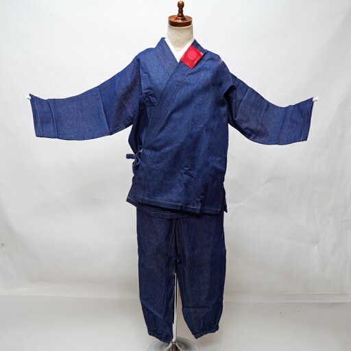 作務衣 男性用 デニム生地 Sサイズ 綿100% おしゃれ着 新品 (株)安田屋 NO31215 作務衣 男性用 デニム生地 Sサイズ 綿100% おしゃれ着 新品 (株)安田屋 NO31215