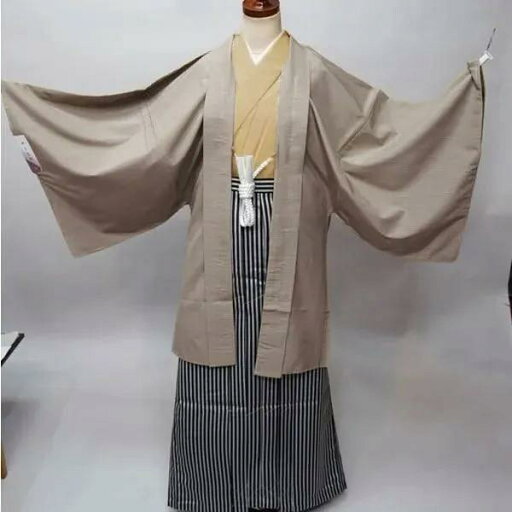 羽織 袴セット 男性用 S/M/L/LL/3Lサイズ 適合身長165-170cm 半襦袢 角帯 羽織紐付き 紋入れ可 縞袴 ベージュ系 新品(株)安田屋 NO34625 羽織 袴セット 男性用 S/M/L/LL/3Lサイズ 適合身長165-170cm 半襦袢 角帯 羽織紐付き 紋入れ可 縞袴 ベージュ系 新品(株)安田屋 NO34625