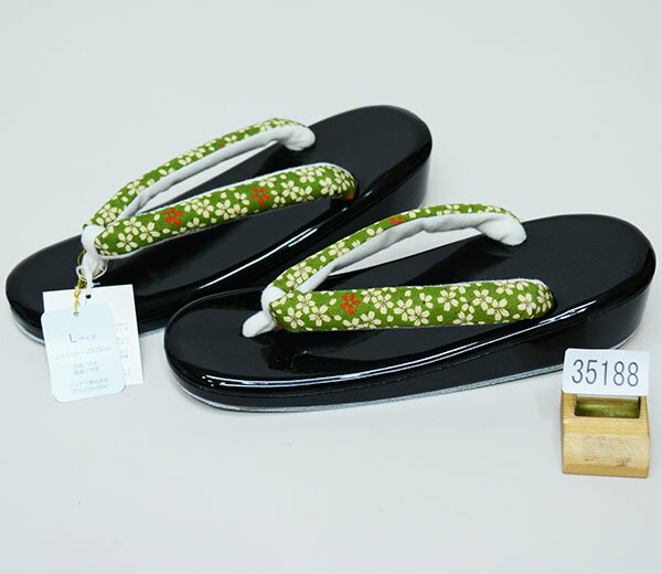 草履 単品 和柄鼻緒 桜 Lサイズ 25.0cm フリーサイズ 適合足サイズ24cm~25cm 黒台 新品 (株) 安田屋 NO35188