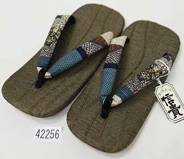 雪駄 草履 信貴 登録商標 日本製 男性用 26cm 適合サイズ25.5cm～26.5cm 焦げ茶色 レターパック便可 新品（株）安田屋 NO42256