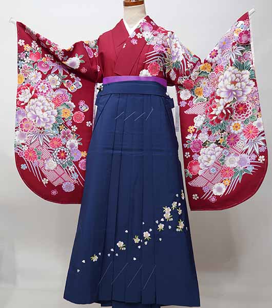 二尺袖 着物 袴フルセット From KYOTO 着物丈は着付けし易いショート丈 深紅色 袴変更可能 卒業式 新品（株）安田屋 NO41233-1
