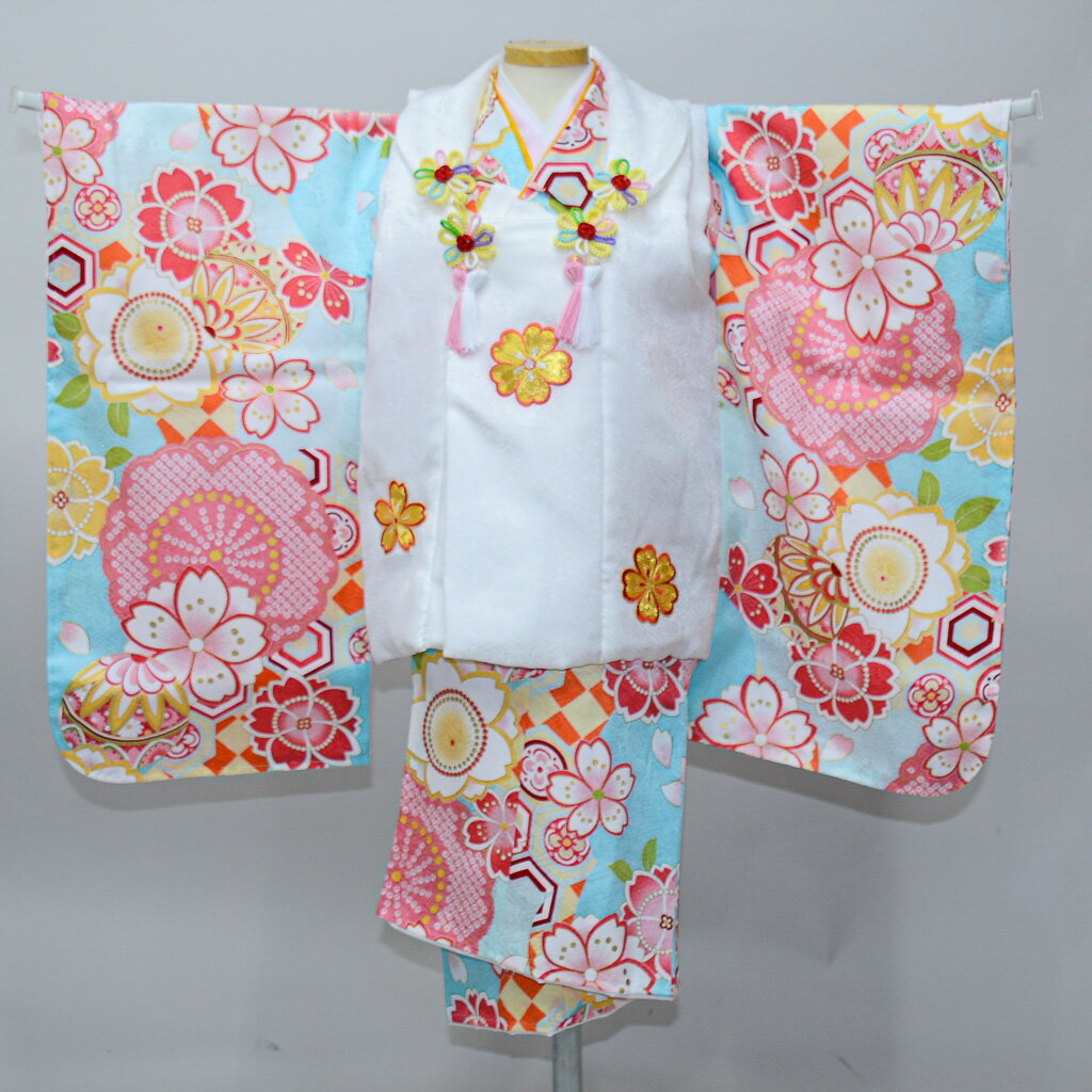 七五三 三歳 女児 被布着物フルセット 正絹 日本製 被布に刺繍入り 陽気な天使 水色×白色 女の子 祝着 お仕立て無料 新品 (株) 安田屋 NO41817