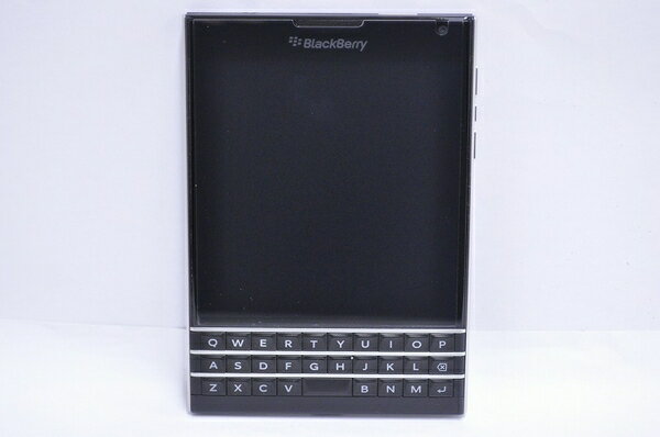 【中古】BlackBerry Passport SQW100-1 SIM フリー 32GB ブラック スマートフォン本体 T2134535