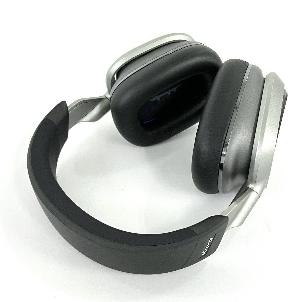 新品 【中古】 【新品 メーカー保証付】 Logicool ASTRO A30 マンダロリアン エディション ワイヤレス ゲーミング ヘッドセット Y8904193