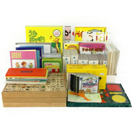 【中古】 家庭保育園 第2教室 第3教室 第5教室 リトミカ バイリンガル 教材 日本学校図書 Y5897482のサムネイル