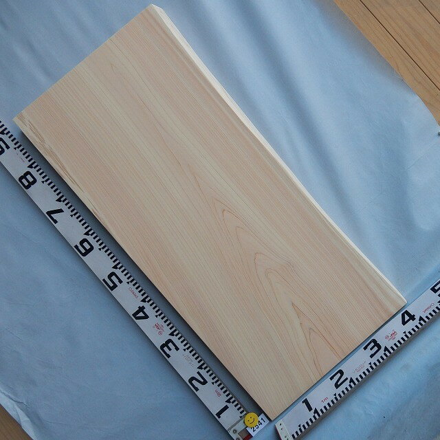 Rakuten - 桧 一枚板 2541 長さ88cm 幅40cm～40cm 厚み4.4cm 天板 テーブル カウンター 耳付き 木材 銘木 天然木 無垢 素材 板 棚【送料無料♪】≪通常商品≫