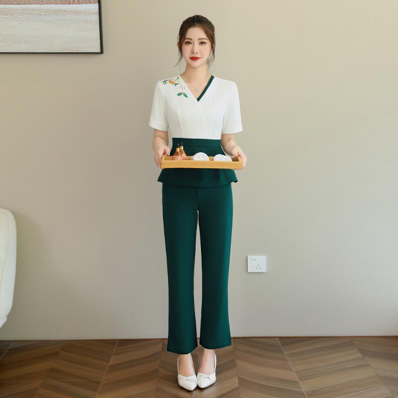 作業服 女性用 美容師 短袖 ユニフォーム 美容院 SPA 足浴技師 セット スタイリッシュ 快適 着用 プロ スタイル・カラー展開: 緑・サイズ展開: S,M,L,XL,XXL,XXXL,4XL,5XL・主な素材: ポリエステル95%以上...