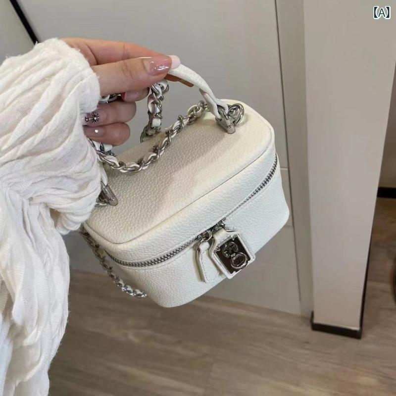 ショルダーバッグ レディース スマホポーチ 斜め掛け ミニバッグ スクエア型 チェーン ストラップ ボックス型 ポシェット スマホショルダー 肩掛け 合成皮革 軽量 おしゃれ かわいい シンプル カジュアル デイリー