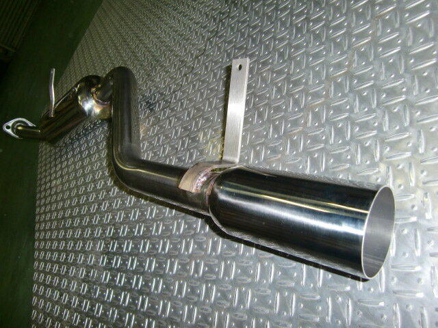 SUXON RACING 4X4 MUFFLER スズキ ジムニー JA12/JA22W用 シングル (JIM-001） 送料区分：B 【マフラー】【自動車パーツ】サクソンレーシング フォーバイフォー マフラー