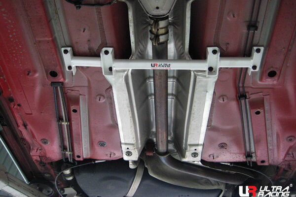 Ultra Racing ミドルメンバーブレースアウディ A1 8XCAX用 (ML4-1172)【補強パーツ】【自動車パーツ】ウルトラレーシング Middle Member Braces