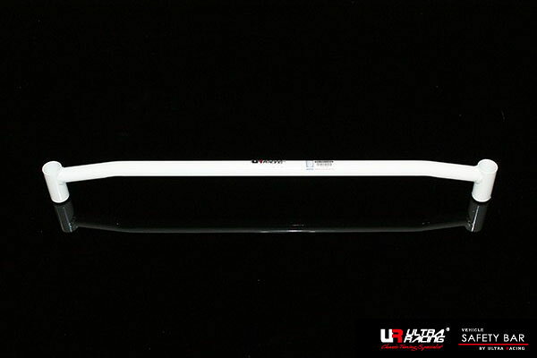 商品情報 【商品名】 Ultra Racing Rear Member Bracesウルトラレーシング リアメンバーブレース 【設定車種】 対応車種 ： CITROEN C4 PICASSO 年式 ： - 型式 ： B58RFJP 【備考】 - 【納期】こちらの商品はメーカー取寄せです。メーカーに在庫がある場合で3〜4日程でご用意可能です。但し、メーカーが在庫を切らしている場合には商品のご用意にお時間が掛かる場合がございます。※ お急ぎご入用の場合にはご注文前に一度納期をお問合せ下さい。 【注意事項】 ★ 御注文をいただける際には装着可否もございますので装着予定の車種、グレード、年式、型式、をご記入下さいませ。 ● 通信販売お取扱店舗練馬店(日曜定休)(TEL：03-3999-3105)お電話でのお問い合わせは上記店舗宛てにお願いします。＜車検について＞製品のご使用はユーザー様の責任において道路運送法の保安基準の合致内容をご理解の上ご使用下さい。※掲載写真は商品イメージです。品番、仕様により現品と異なる場合がございます。Ultra Racing Rear Member Bracesウルトラレーシング リアメンバーブレース★こちらの商品のお問合せは矢東タイヤ練馬店(日曜定休)（TEL：03-3999-3105）まで