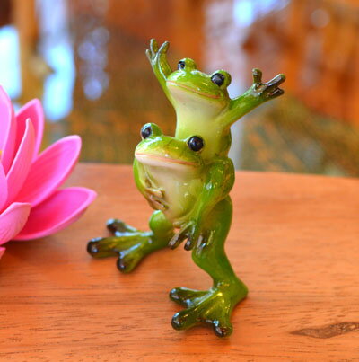 置物 置き物 オブジェ オーナメント 飾り アニマル アジアン雑貨 バリ ♪おんぶカエル♪ おしゃれ エスニック リゾート アジアンインテリア インテリア雑貨 デザイン雑貨