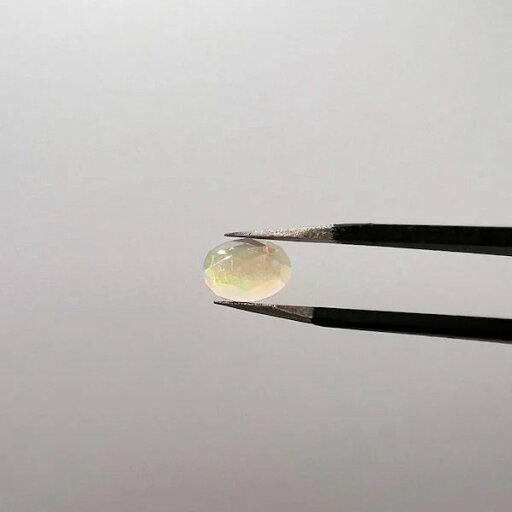 エチオピアオパール オーバル 8mm×6mm<オマケ付き / 鑑別書別売>♪ 天然石 ルース 宝石 ジェム 裸石 パワーストーン アクセサリーパーツ エチオピアオパール オーバル 8mm×6mm<オマケ付き / 鑑別書別売>♪ 天然石 ルース 宝石 ジェム 裸石 パワーストーン アクセサリーパーツ