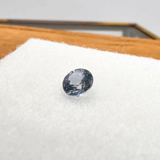非加熱サファイア ライトブルー 5mm<オマケ付き / 鑑別書別売>♪ 天然石 ルース 宝石 ジェム 裸石 パワーストーン アクセサリーパーツ 非加熱サファイア ライトブルー 5mm<オマケ付き / 鑑別書別売>♪ 天然石 ルース 宝石 ジェム 裸石 パワーストーン アクセサリーパーツ