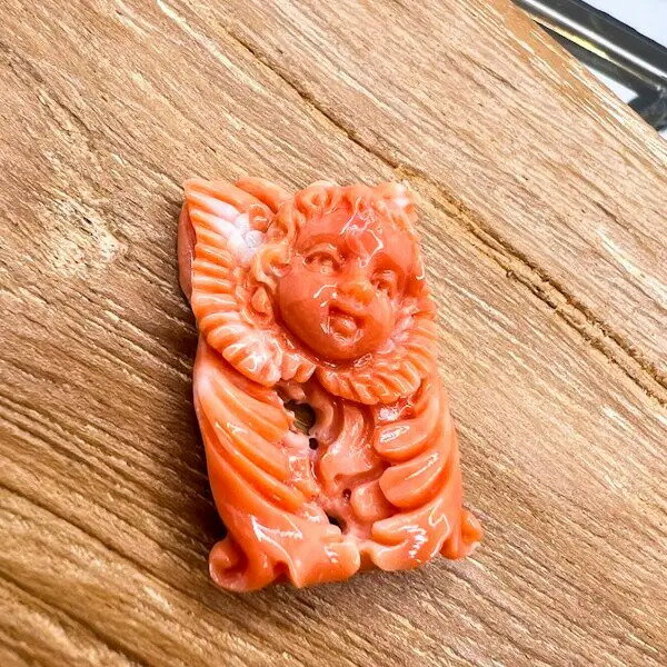 ★レビューで特典★天然珊瑚彫刻(天使) カメオ C1タイプ 33.1mm×21.6mm<オマケ付き / 鑑別書別売>♪ 宝石 天使雑貨 ヨーロピアン 記念品 お...